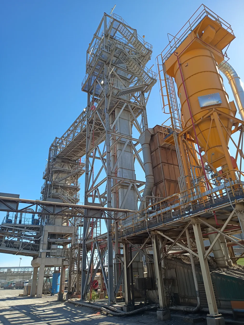 Elevador a cangilones — Terminal 6 — Puerto San Martín